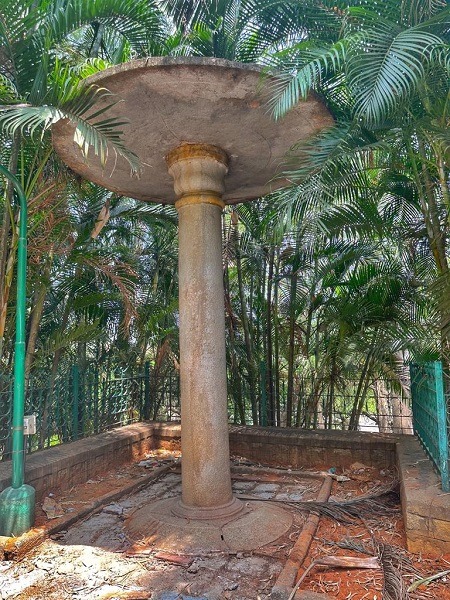 Stone umbrella at Hari Hara Gudda